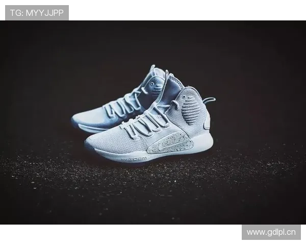 根特主帅强调团队合作与战术灵活性，备受期待迎接新赛季挑战