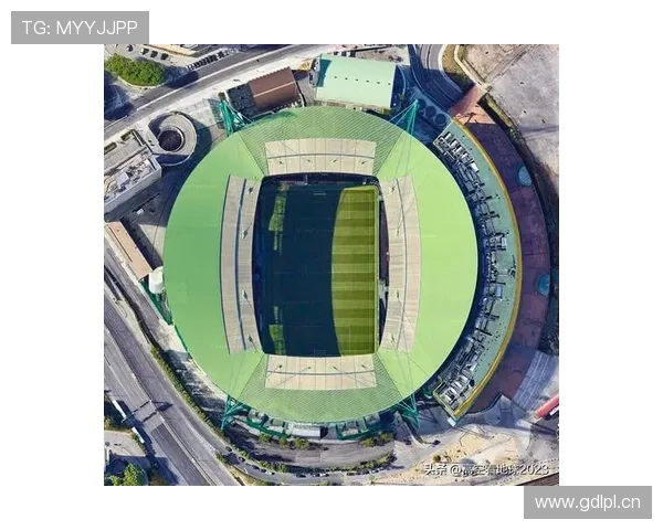 足球盛宴：全球最具标志性的足球球场故事与文化探析