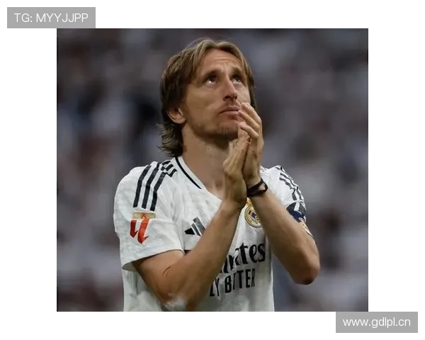 莫德里奇:从英超中场核心到皇马传奇的生涯跃迁 莫德里奇:从英超中场核心到皇马传奇的生涯跃迁