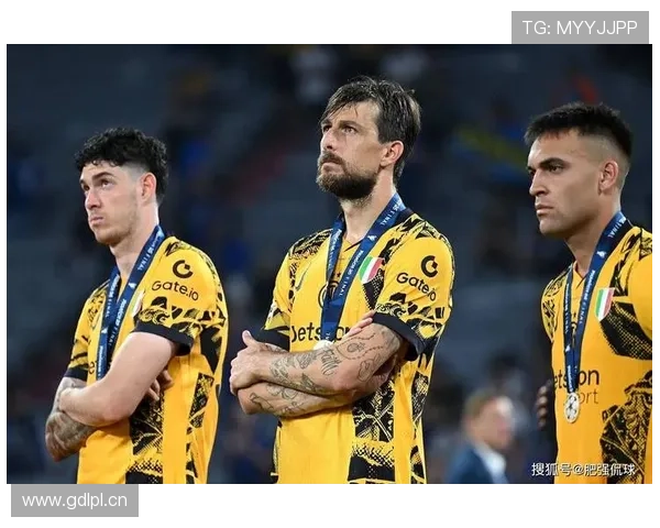 国米阵容老化风险逐步显现,对赛季走势形成制约 国米阵容老化风险逐步显现,对赛季走势形成制约