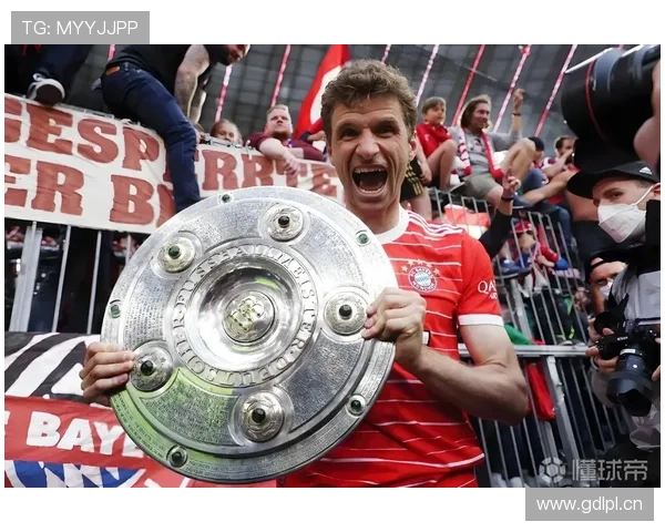 拜仁慕尼黑防守问题,本质是站位与回防的失衡 拜仁慕尼黑防守问题,本质是站位与回防的失衡